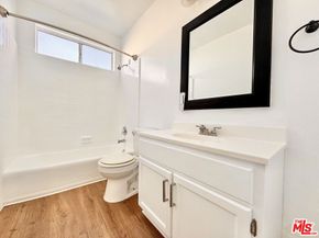 2718 S Cochran Avenue, Los Angeles CA 90016