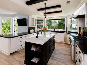 29402 Deerview Court, Agoura Hills CA 91301