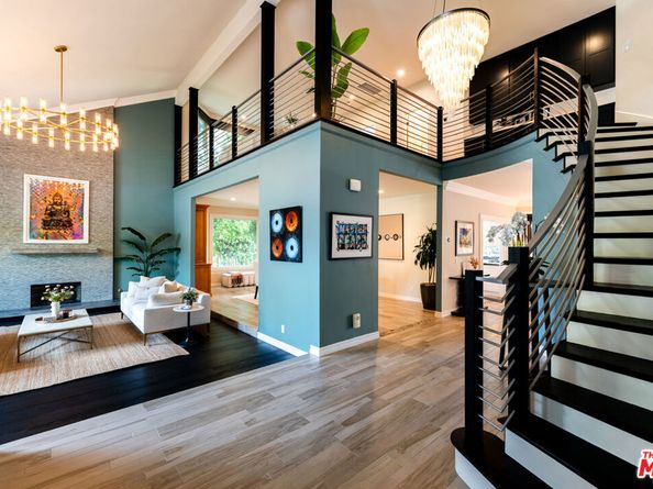 29402 Deerview Court, Agoura Hills CA 91301