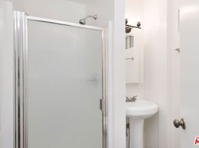 1110 Hi Point Street, Los Angeles CA 90035