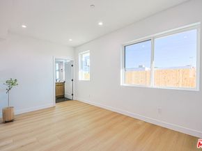 11736 Gilmore Street, North Hollywood CA 91606