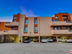 7826 Topanga Canyon Boulevard 210, Canoga Park CA 91304