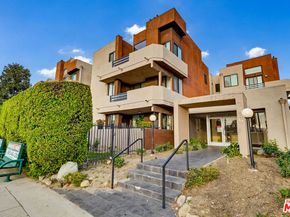 7826 Topanga Canyon Boulevard 210, Canoga Park CA 91304