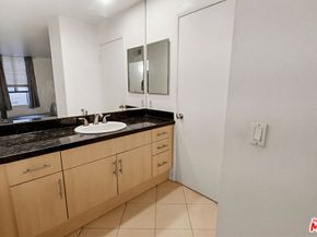 7826 Topanga Canyon Boulevard 210, Canoga Park CA 91304