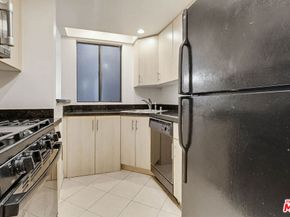 7826 Topanga Canyon Boulevard 210, Canoga Park CA 91304