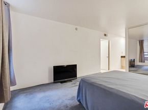 7826 Topanga Canyon Boulevard 210, Canoga Park CA 91304