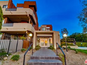 7826 Topanga Canyon Boulevard 210, Canoga Park CA 91304
