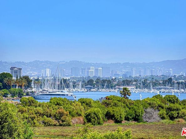 6515 Vista Del Mar, Playa Del Rey CA 90293