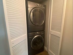 1940 N Highland Avenue 44, Los Angeles CA 90068