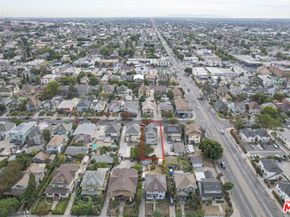 1677 W 24th Street, Los Angeles CA 90007