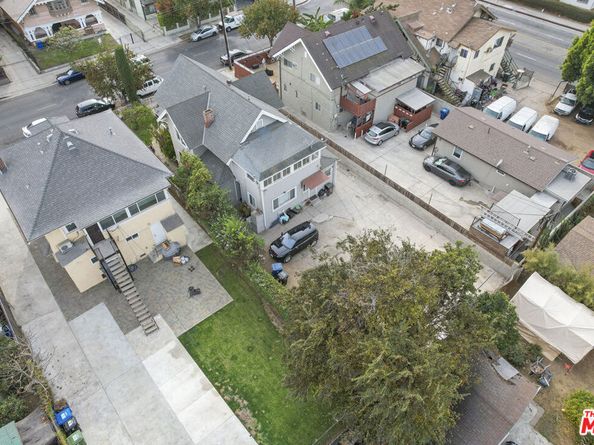 1677 W 24th Street, Los Angeles CA 90007