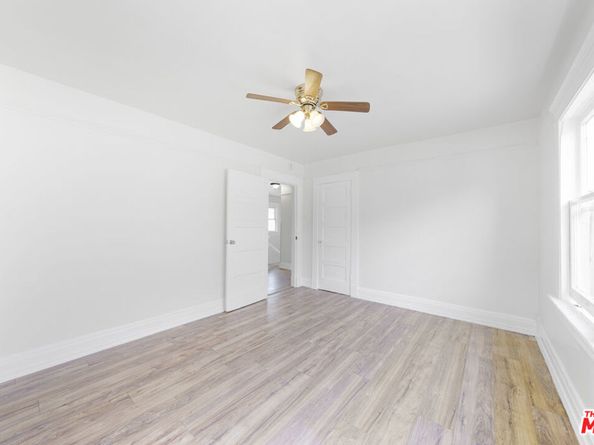 1677 W 24th Street, Los Angeles CA 90007