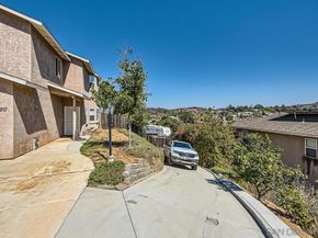 11820 Gardena Ln, Lakeside CA 92040