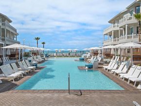 1500 Orange Ave 40, Coronado CA 92118