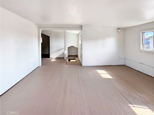 614 W 60th Street, Los Angeles CA 90044