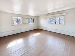 614 W 60th Street, Los Angeles CA 90044