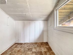 614 W 60th Street, Los Angeles CA 90044