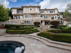 10472 Villa Del Cerro, Santa Ana CA 92705