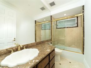 10472 Villa Del Cerro, Santa Ana CA 92705