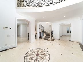 10472 Villa Del Cerro, Santa Ana CA 92705