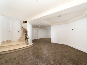 10472 Villa Del Cerro, Santa Ana CA 92705