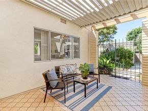 2306 Via Puerta A, Laguna Woods CA 92637