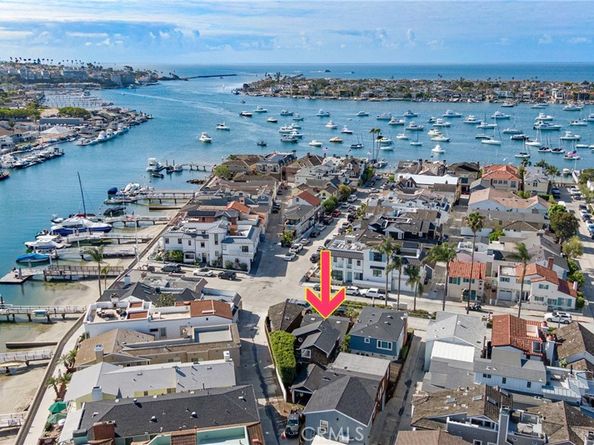 1708 Park Avenue, Newport Beach CA 92662