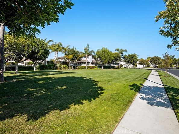 6632 Cedarwood Drive, Huntington Beach CA 92648