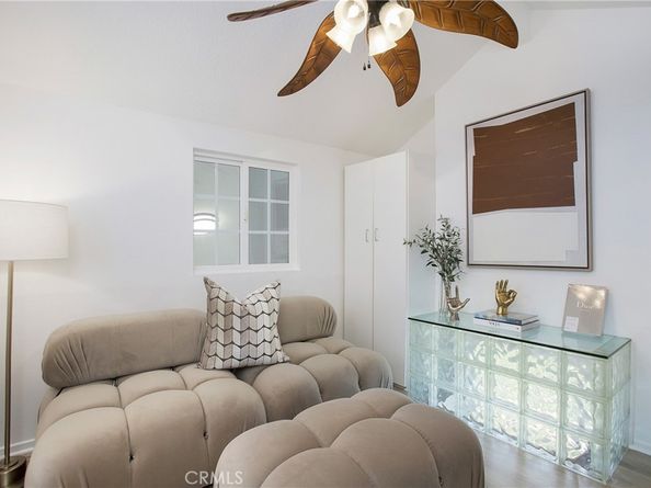 53 Wellesley, Irvine CA 92612