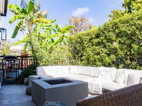 435 Fernleaf Avenue 1, Corona Del Mar CA 92625