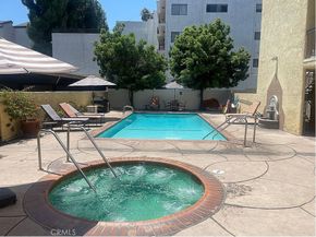 5257 Radford Avenue 314, Valley Village CA 91607