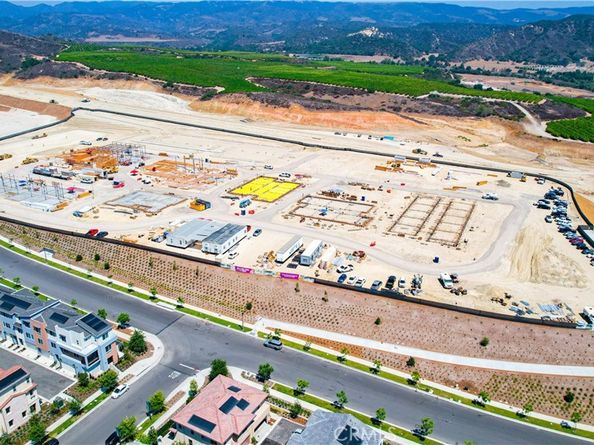 171 Moonflower, Rancho Mission Viejo CA 92694