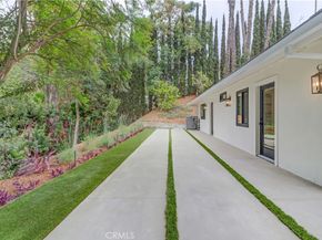 10461 Shadyridge Drive, Santa Ana CA 92705