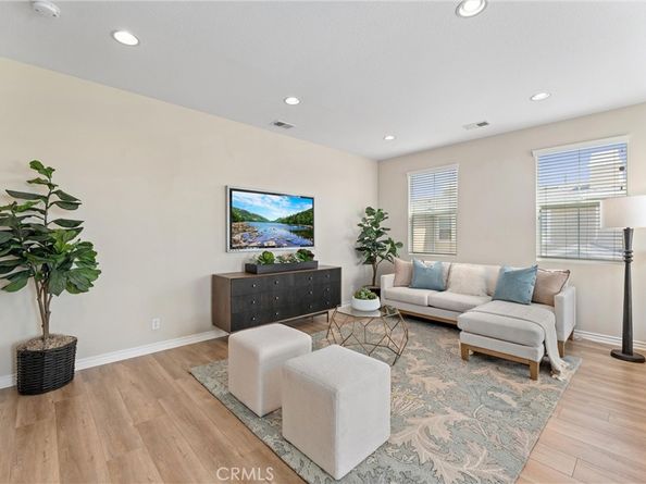 3229 Larkspur Street, Tustin CA 92782