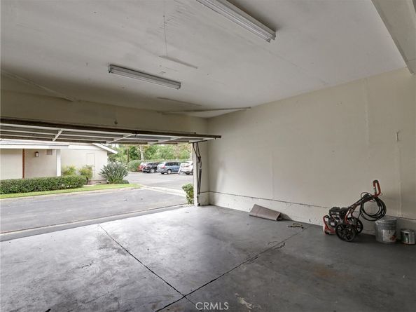 43 Glenhurst, Irvine CA 92604