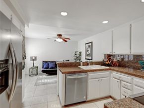 43 Glenhurst, Irvine CA 92604