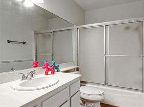43 Glenhurst, Irvine CA 92604