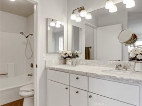 43 Glenhurst, Irvine CA 92604