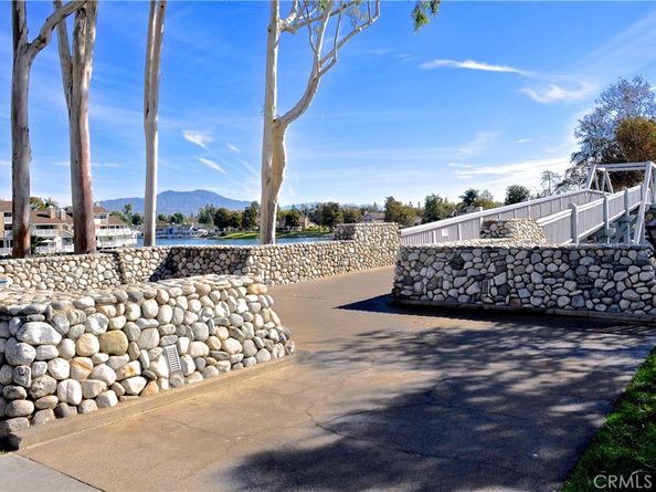 43 Glenhurst, Irvine CA 92604