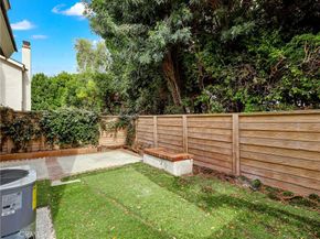 43 Glenhurst, Irvine CA 92604