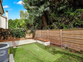43 Glenhurst, Irvine CA 92604