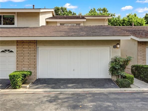 43 Glenhurst, Irvine CA 92604