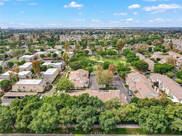 43 Glenhurst, Irvine CA 92604