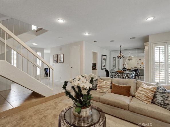 43 Glenhurst, Irvine CA 92604