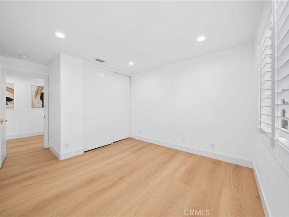 33 Winterfield Road, Irvine CA 92602