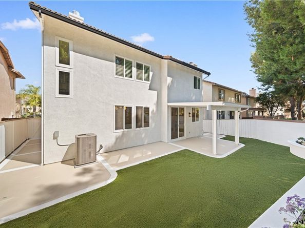 33 Winterfield Road, Irvine CA 92602