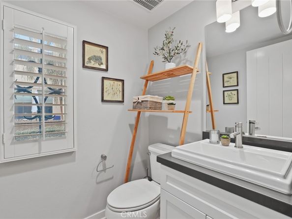 39 Savannah, Lake Forest CA 92630