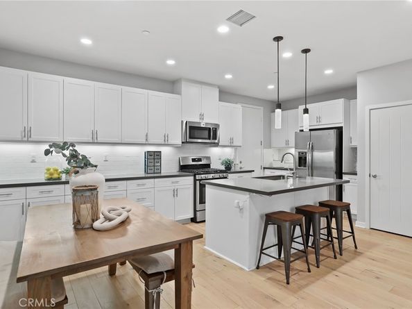 39 Savannah, Lake Forest CA 92630