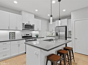39 Savannah, Lake Forest CA 92630
