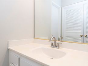 306 Streamwood, Irvine CA 92620